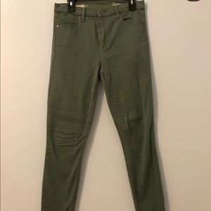gap true skinny high rise army green size 30 tall